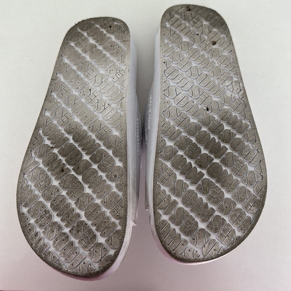 Freedom Moses - Picture 3 of 3